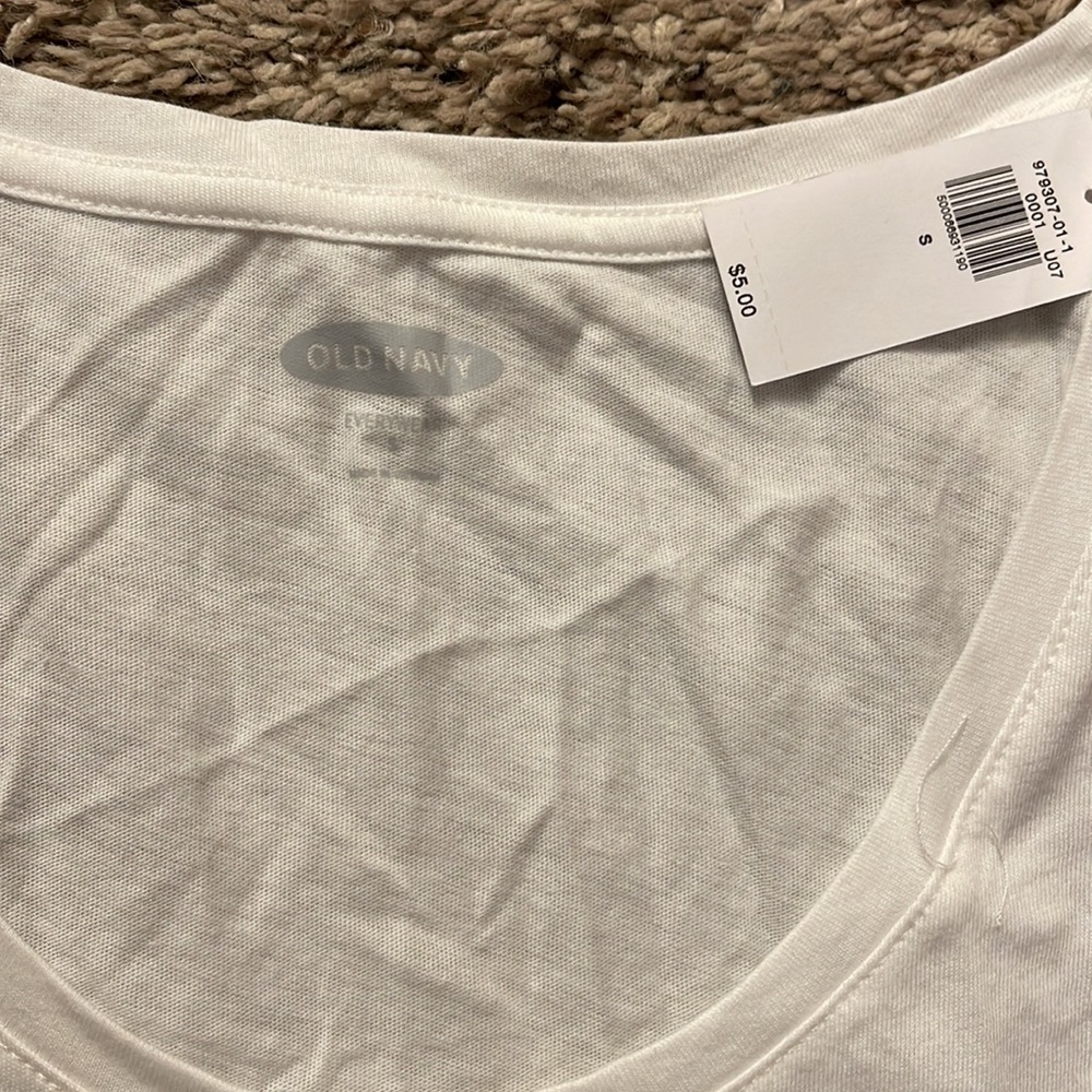 Old Navy Tank - Picture 2 of 2